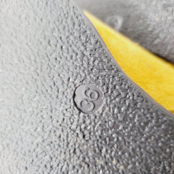 BUENO Genuine Leather Suede Mustard Yellow Boho Booties - Picture 10 of 11